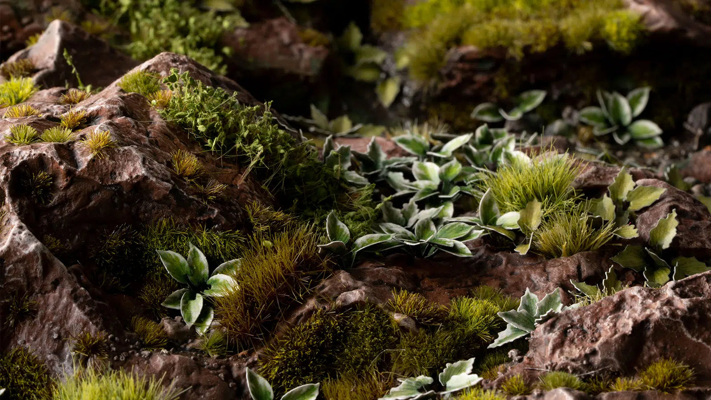 Gamers Grass Static Tuft Laser Plants - Plantain Lily