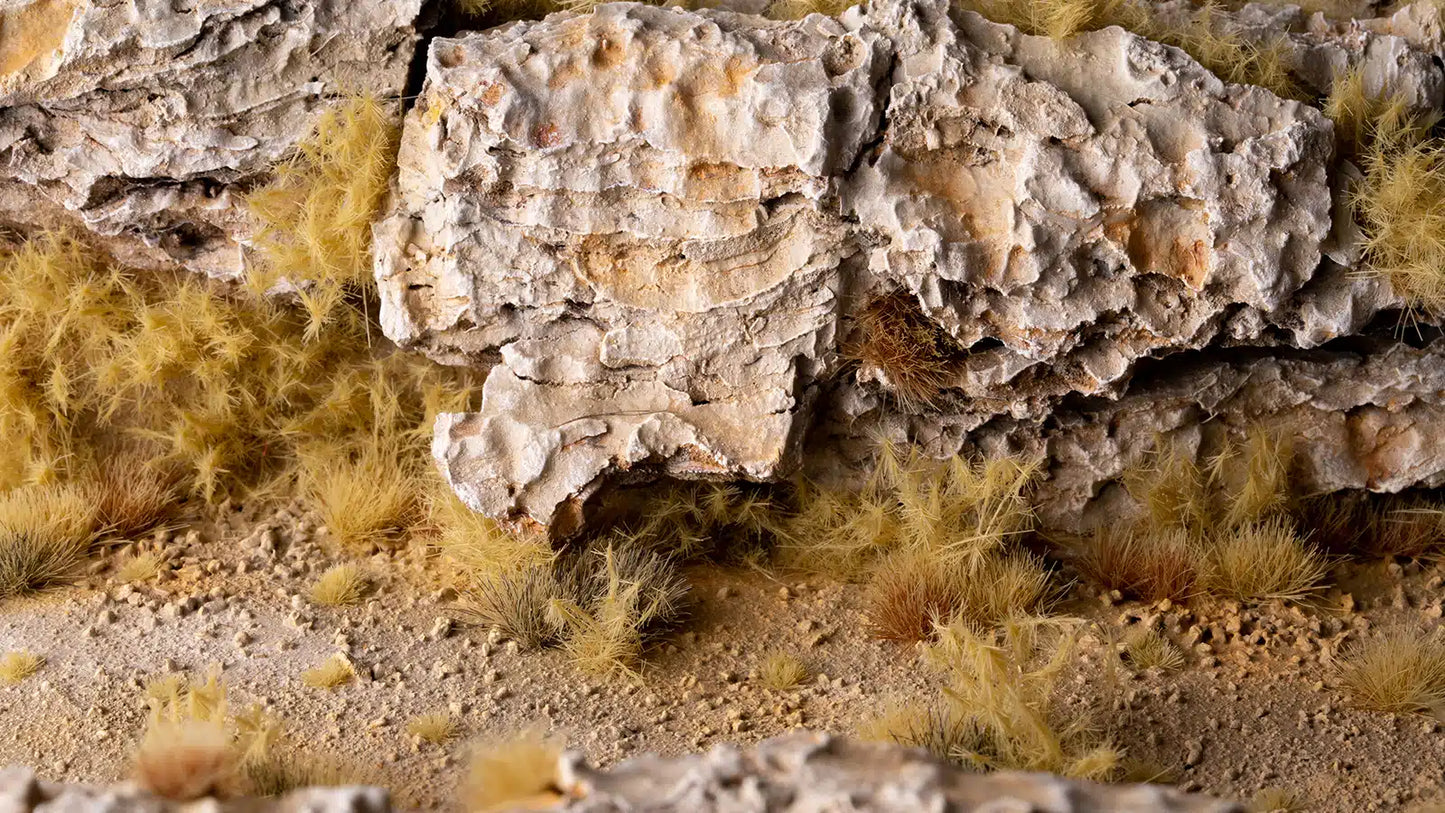 Gamers Grass Spikey Beige XL 12mm Tuft - Wild