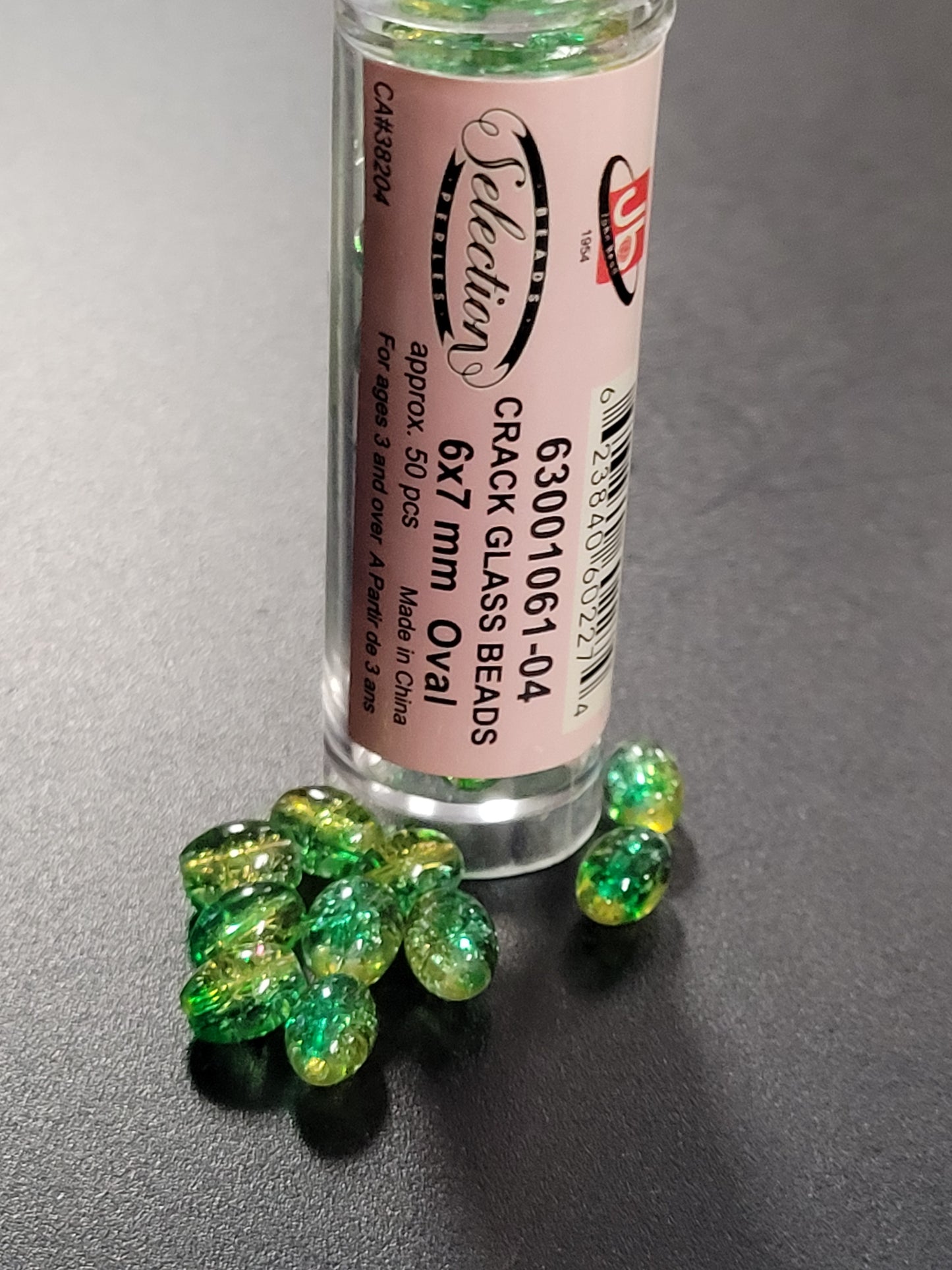 Crack Glass Beads 6x7mm Oval Green Yellow