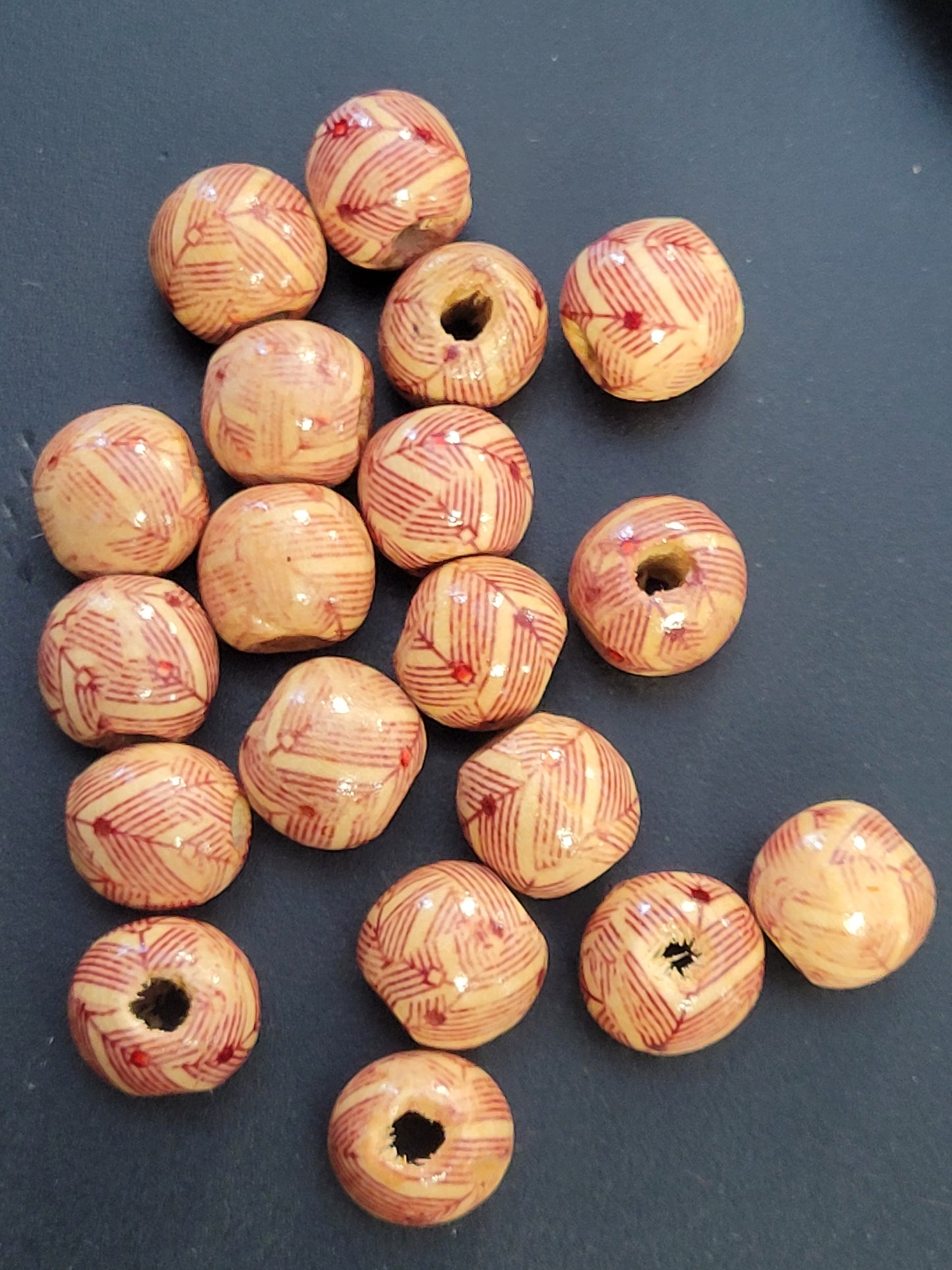 WOODEN BEAD ROUND MIXED PATTERN & COLOR