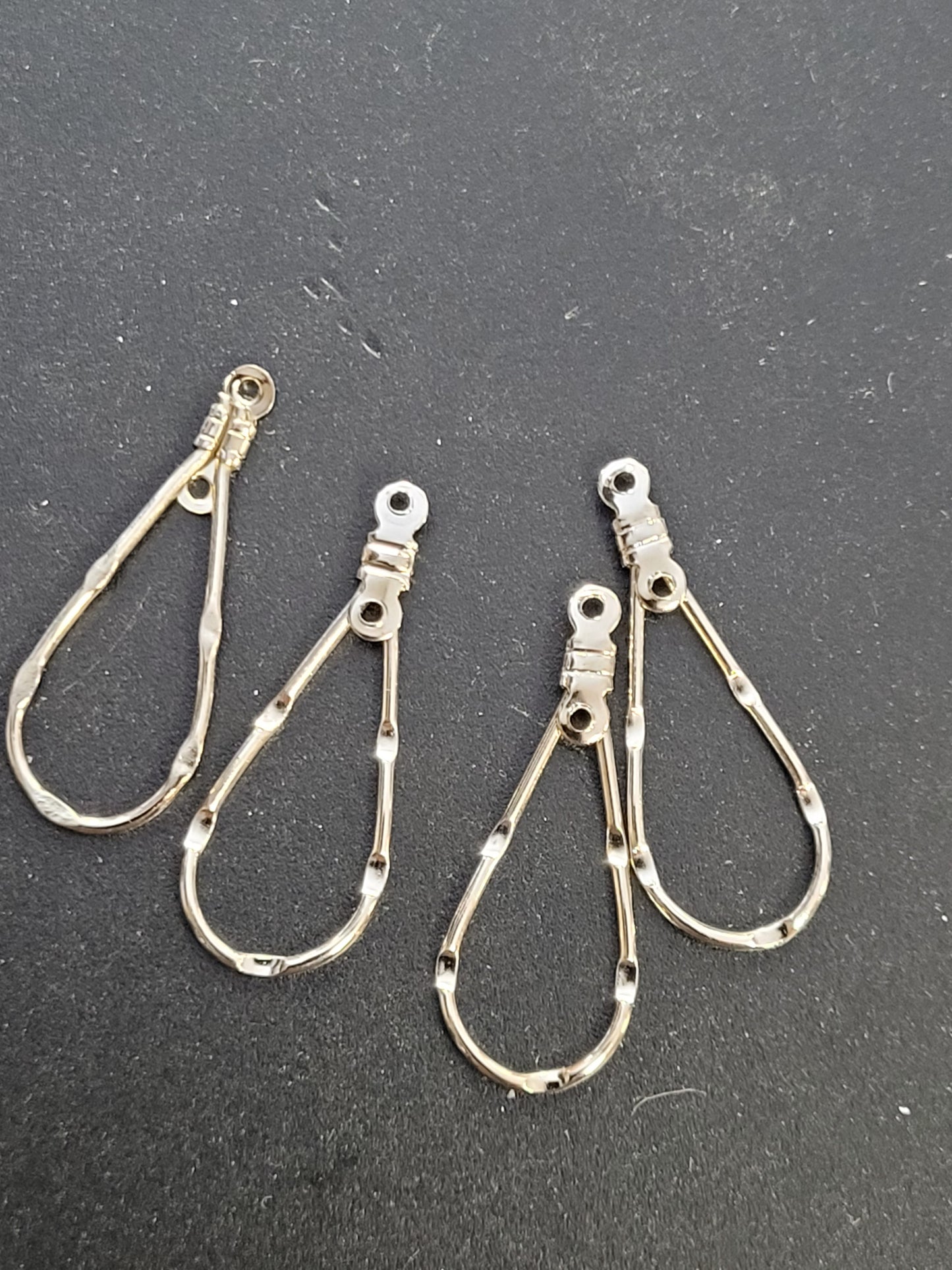 EARLOOPS OVAL 0.5' NICKLE 4/BG