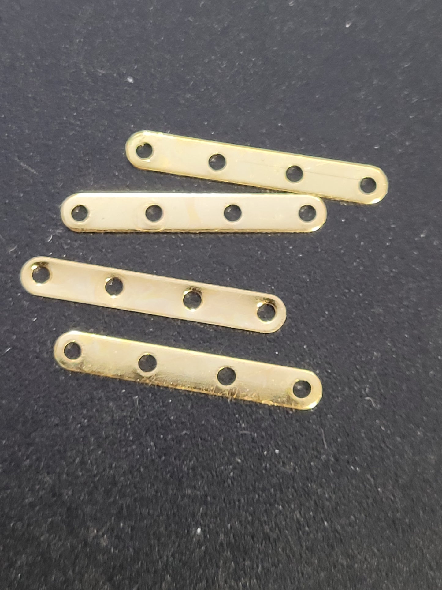 CUOPLING BAR 4 HOLE 20MM GOLD