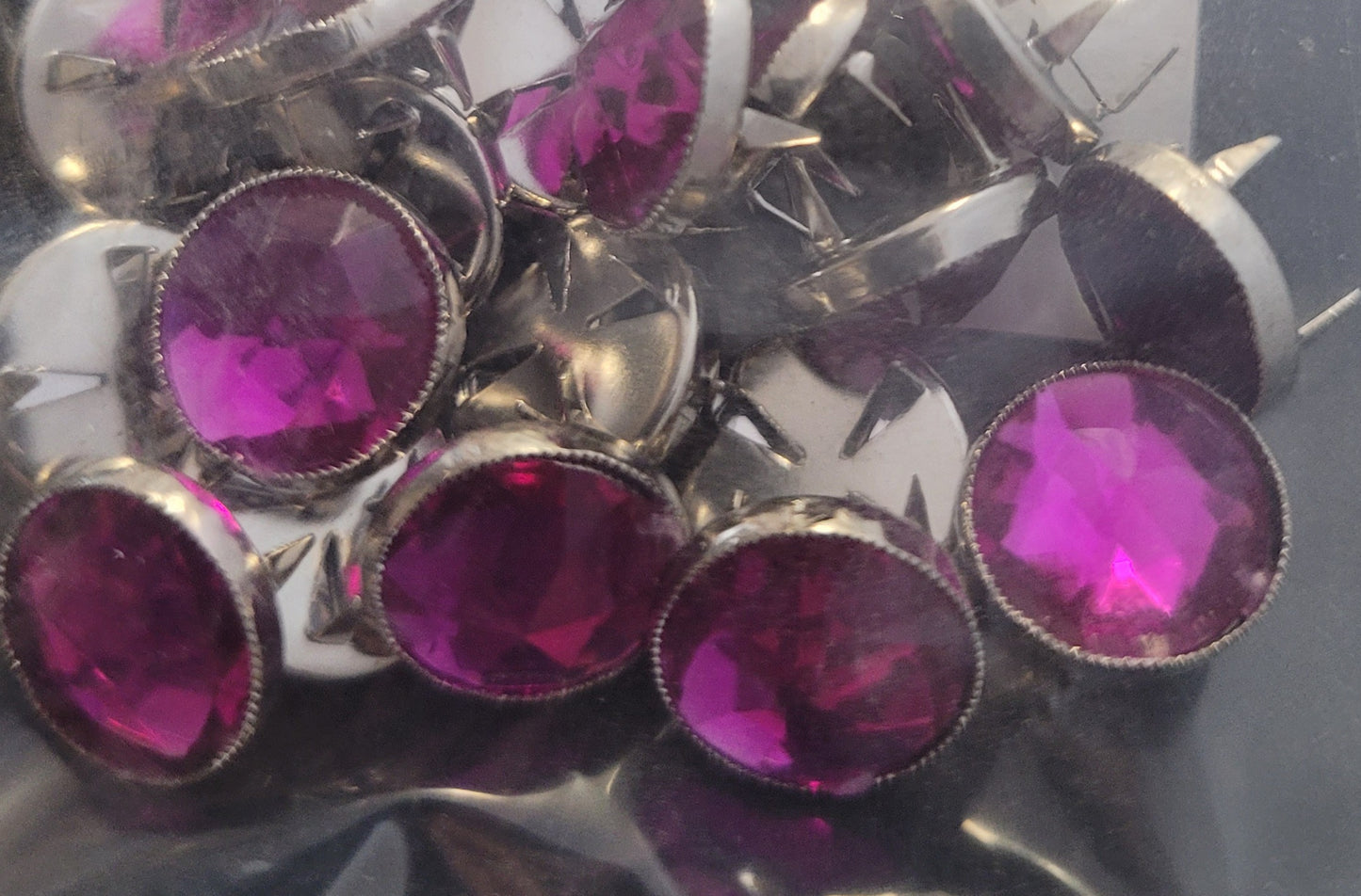 ACRYLIC NAIL HEAD 10mm Fushia