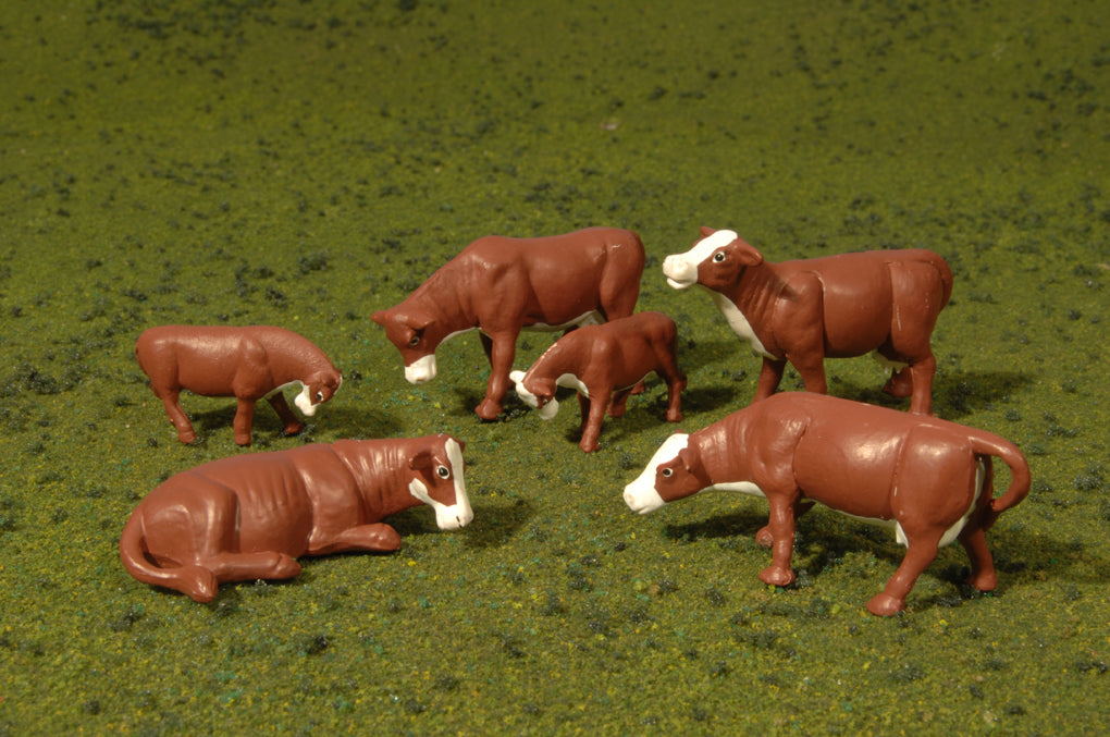 Bachman: Scene Scapes: COWS - BROWN & WHITE - HO SCALE
