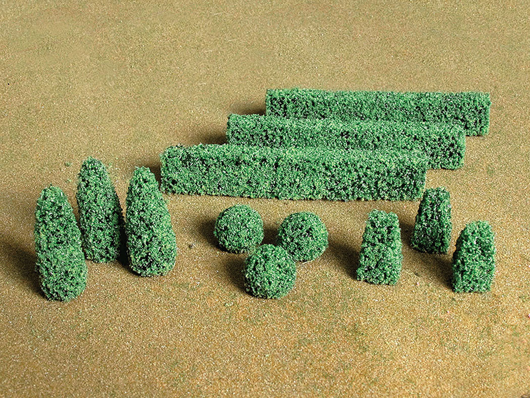 JTT Scenery: All Scale Scenery: BOXWOOD PLANTS (20 PER PACK)
