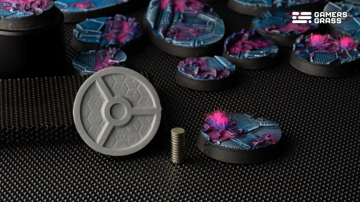 Gamers Grass Battle Ready Bases - Alien Infestation Bases, Round 32mm (x8)