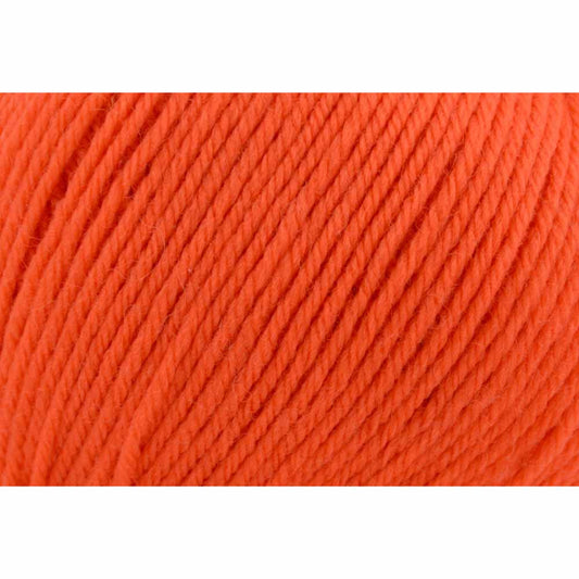 UNIVERSAL Deluxe Worsted Superwash #1795 Yarn - 100g - Medium Weight 4 - 201m (220yds) - Autumn Orange