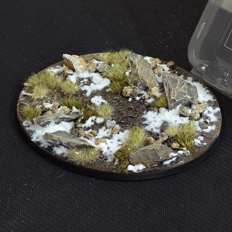 Gamers Grass Battle Ready Bases - Winter - Oval 120mm (x1)