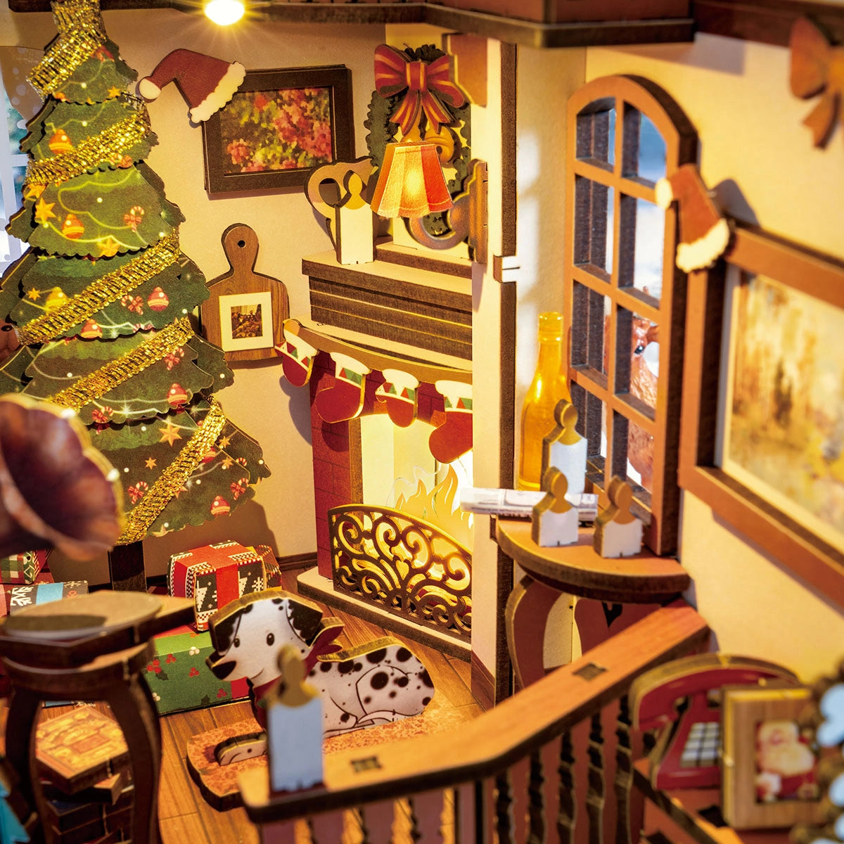 Rolife DIY Book Nook Kit - Christmas Indoor Scene TGC07
