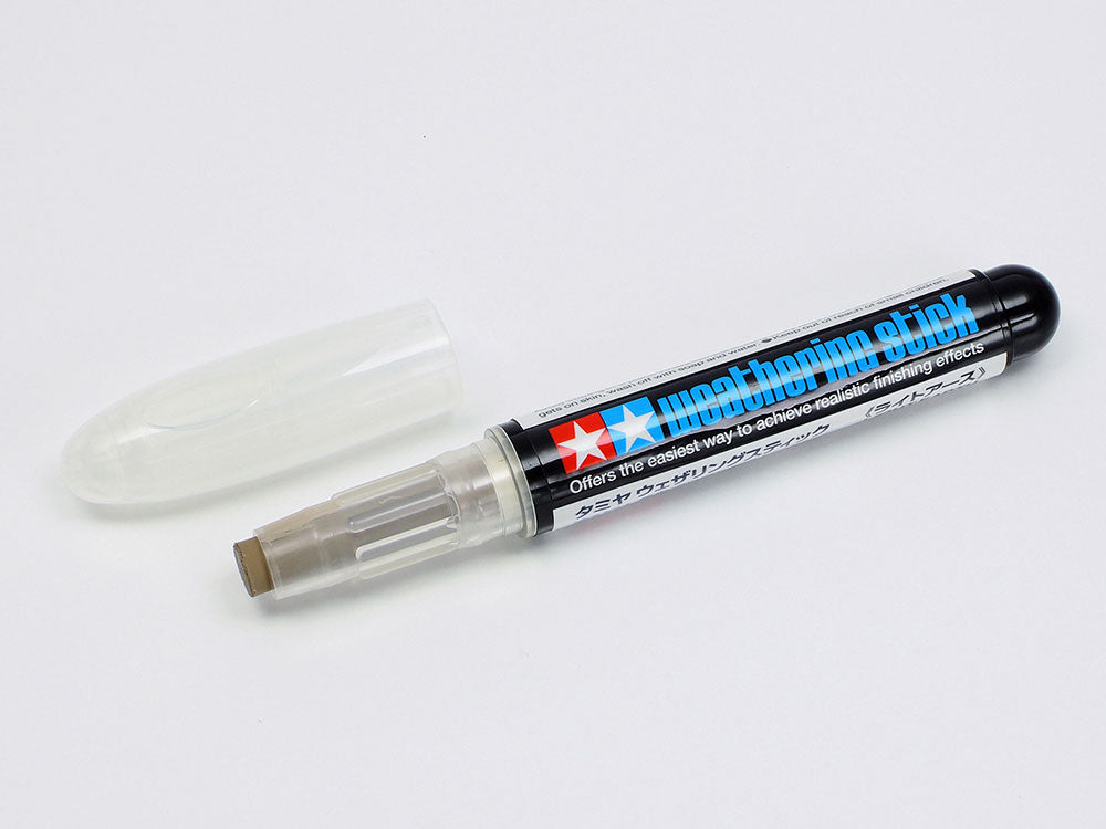 TAMIYA WEATHERING STICK (LIGHT EARTH)
