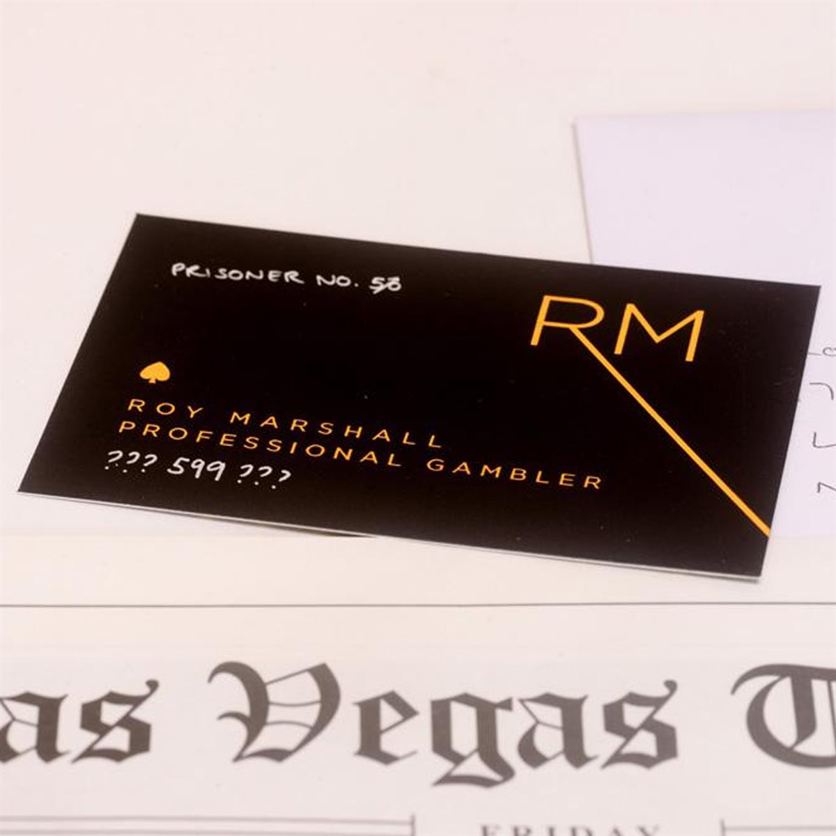 Escape Room in a Box - The Vanishing Gambler