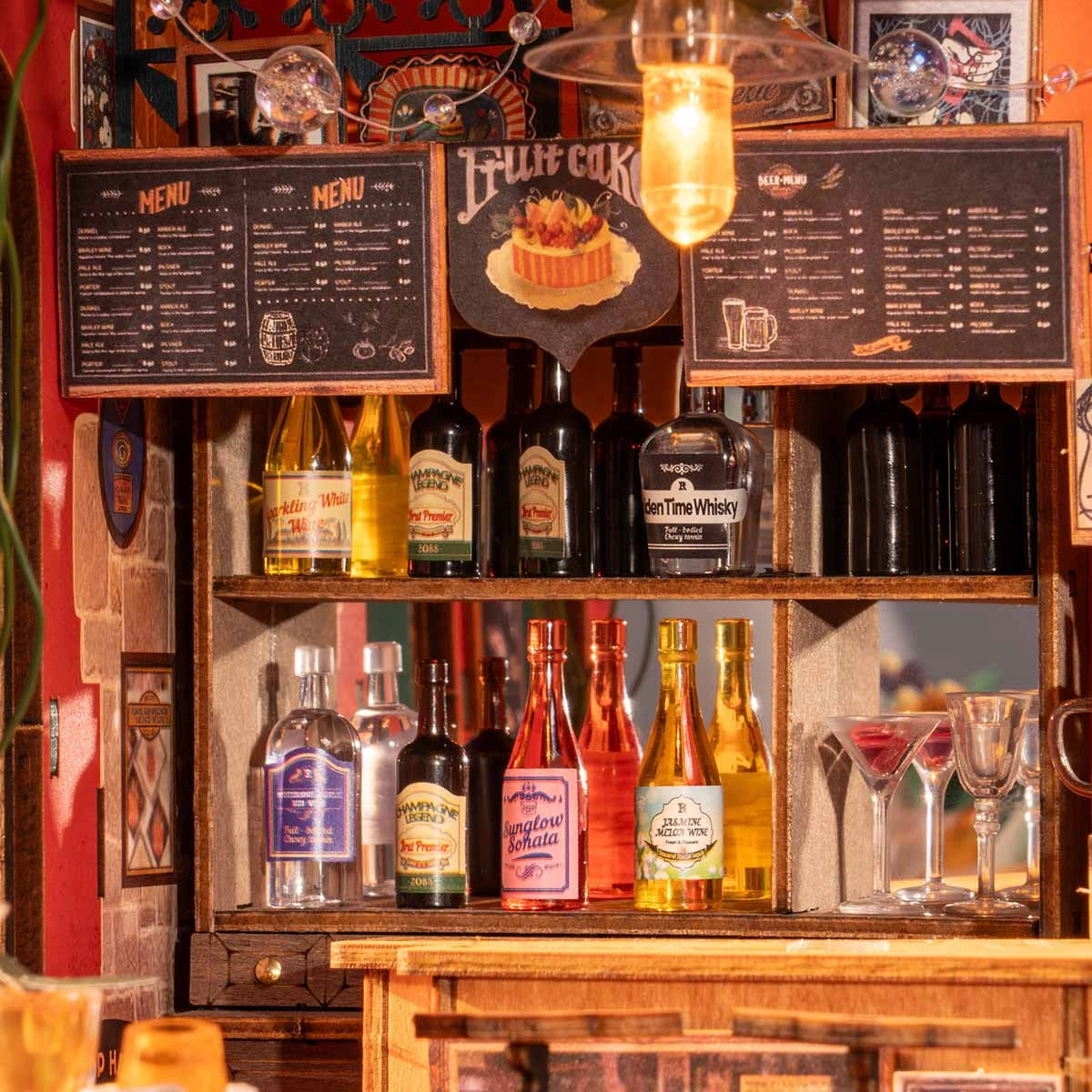 Rolife DIY Miniature House - Cheers Bar & Dining DG173