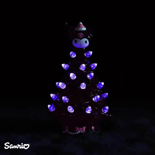 HOLIDAY LIGHT UP CERAMIC CHRISTMAS TREE 6” HELLO KITTY KUROM
