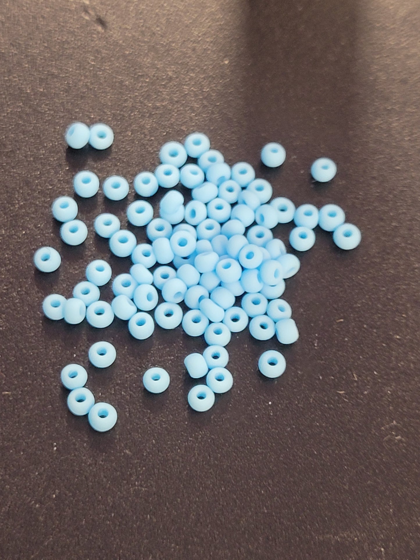 Transparent Mat Light Blue Seedbeads