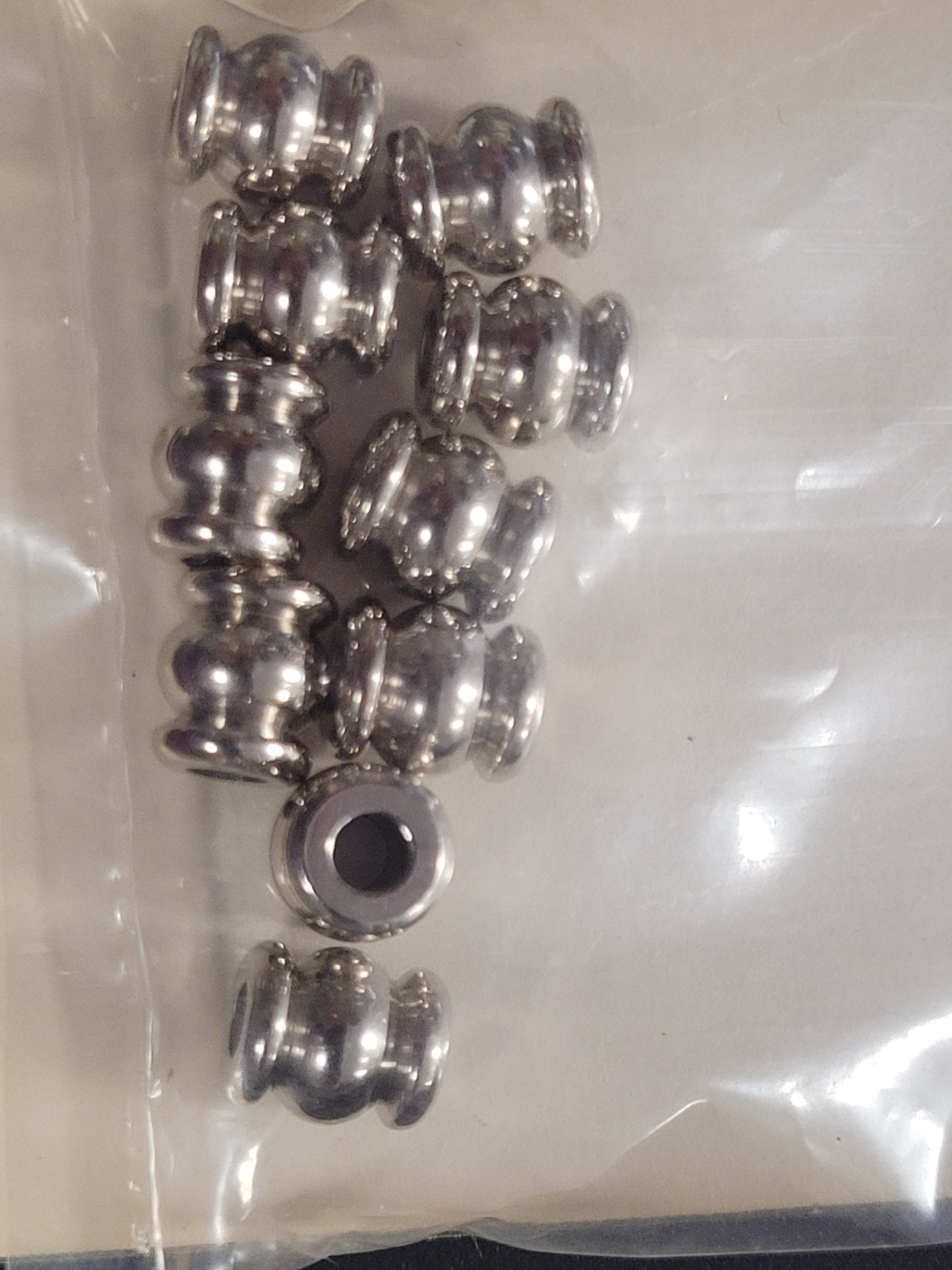 Metal Beads Antique Silver 7x7mm