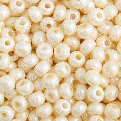 CZECH SEEDBEAD APPROX 22g VIAL 6/0 OP.PEARL EGGSHELL