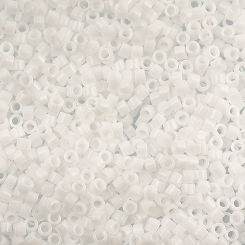 Delica 11/0 RD Chalk White