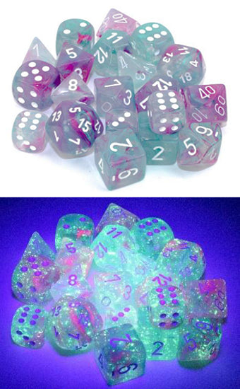 Chessex (27745): D6: 12mm: Luminary Effect Whisteria/White (Glows in the Dark)