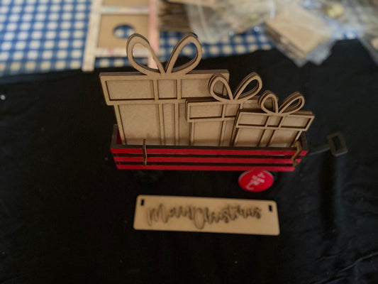 Shelf Sitter Presents Insert set
