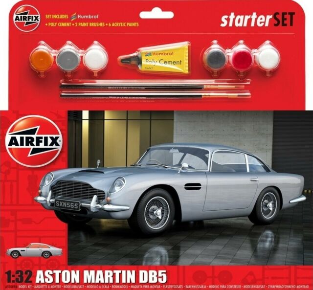 AIRFIX  Aston Martin DB5 Silver Starter Set 1:32